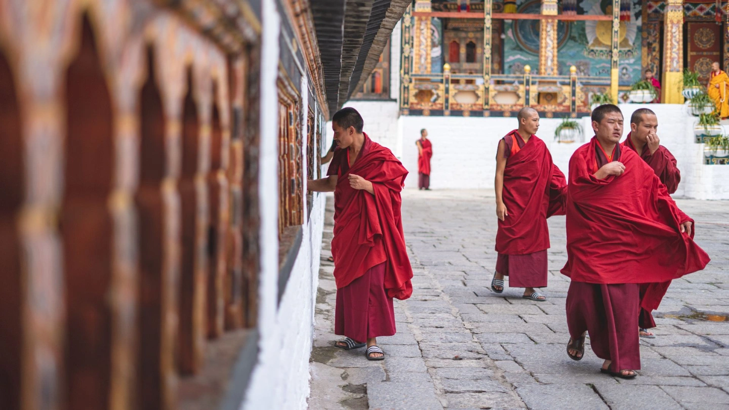 How to Travel to Bhutan from Indonesia (2026): A Complete Guide to Visa, SDF, Flights, & Itineraries